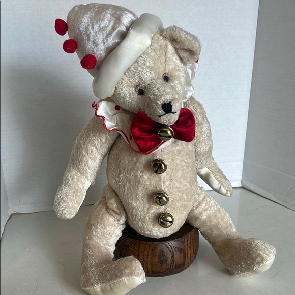 MARK ROBERTS CHRISTMAS HOLIDAY PIERROT CLOWN BEAR JOINTED JINGLE BELLS HAT - Picture 13 of 16